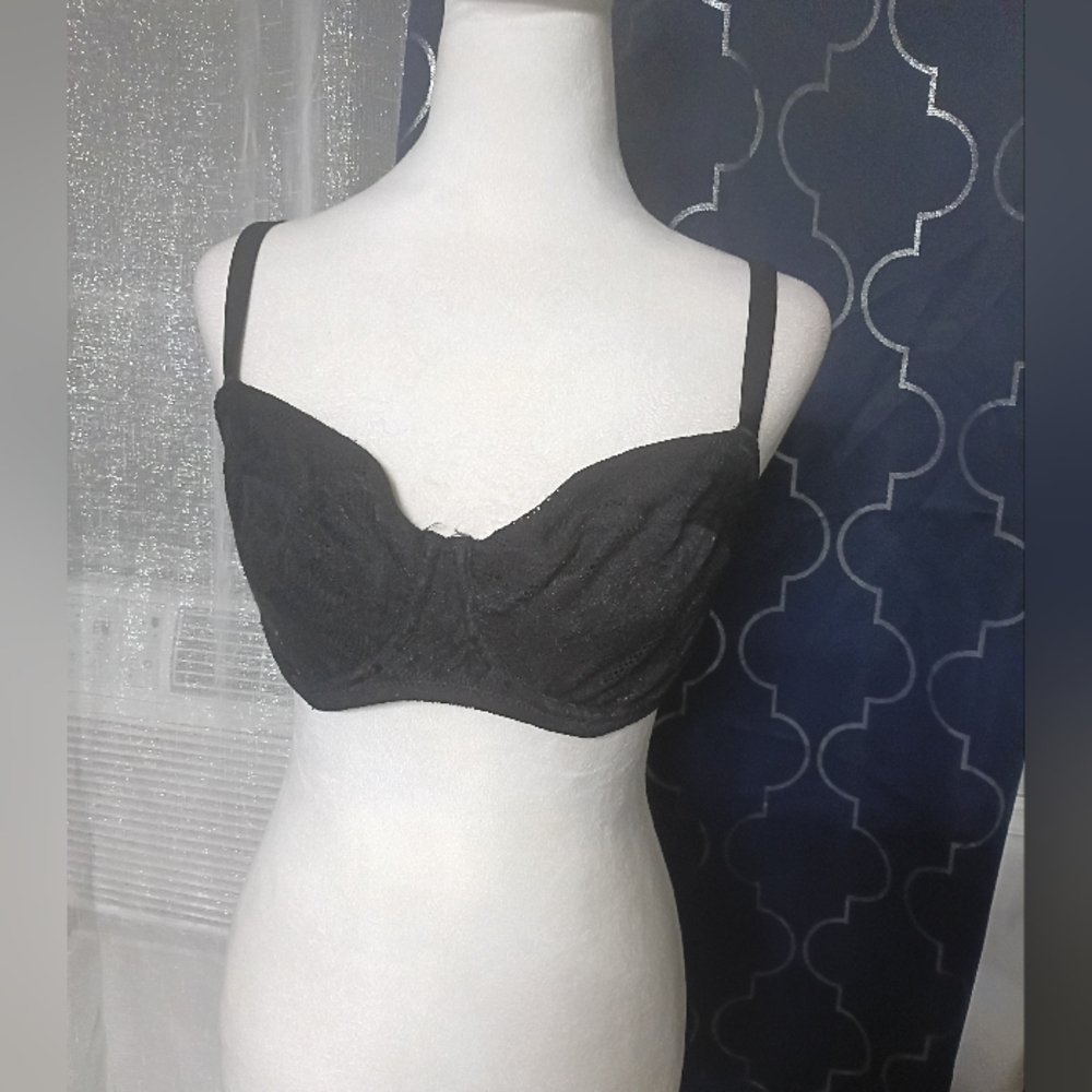 aerie Black Lace Underwire Balconette Bra